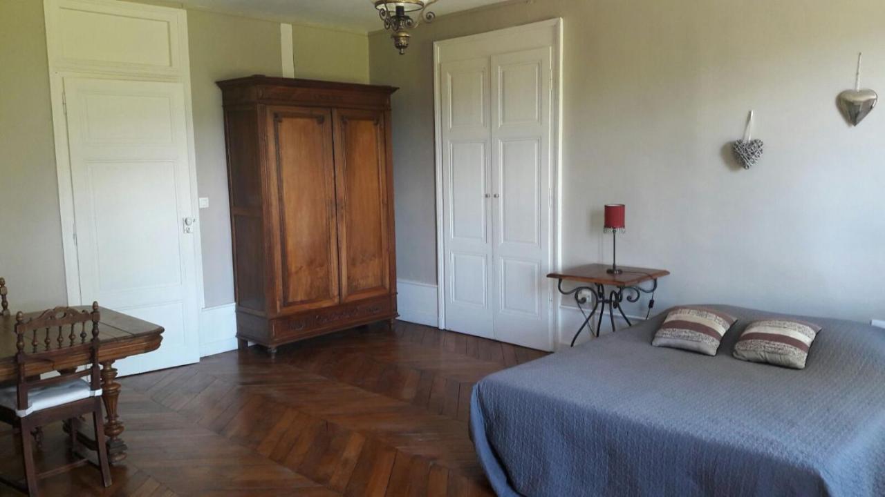 Chambres Et Table L' Echappee Bouvesse-Quirieu Екстериор снимка