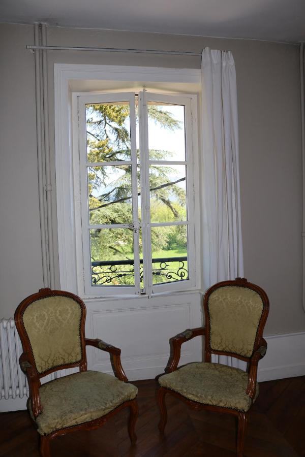 Chambres Et Table L' Echappee Bouvesse-Quirieu Екстериор снимка